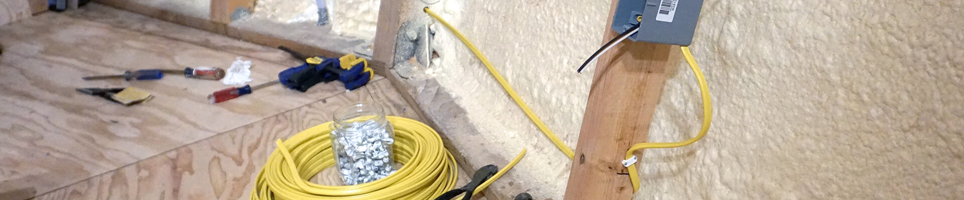 A close-up view of the electrical in the Mini Dome.