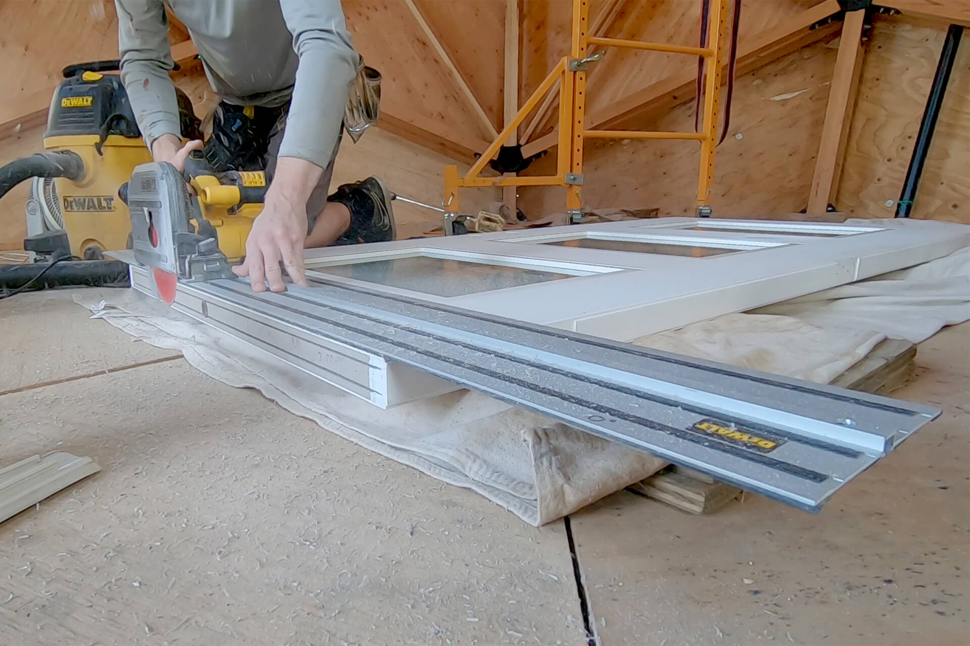 In-wall photo number 33.