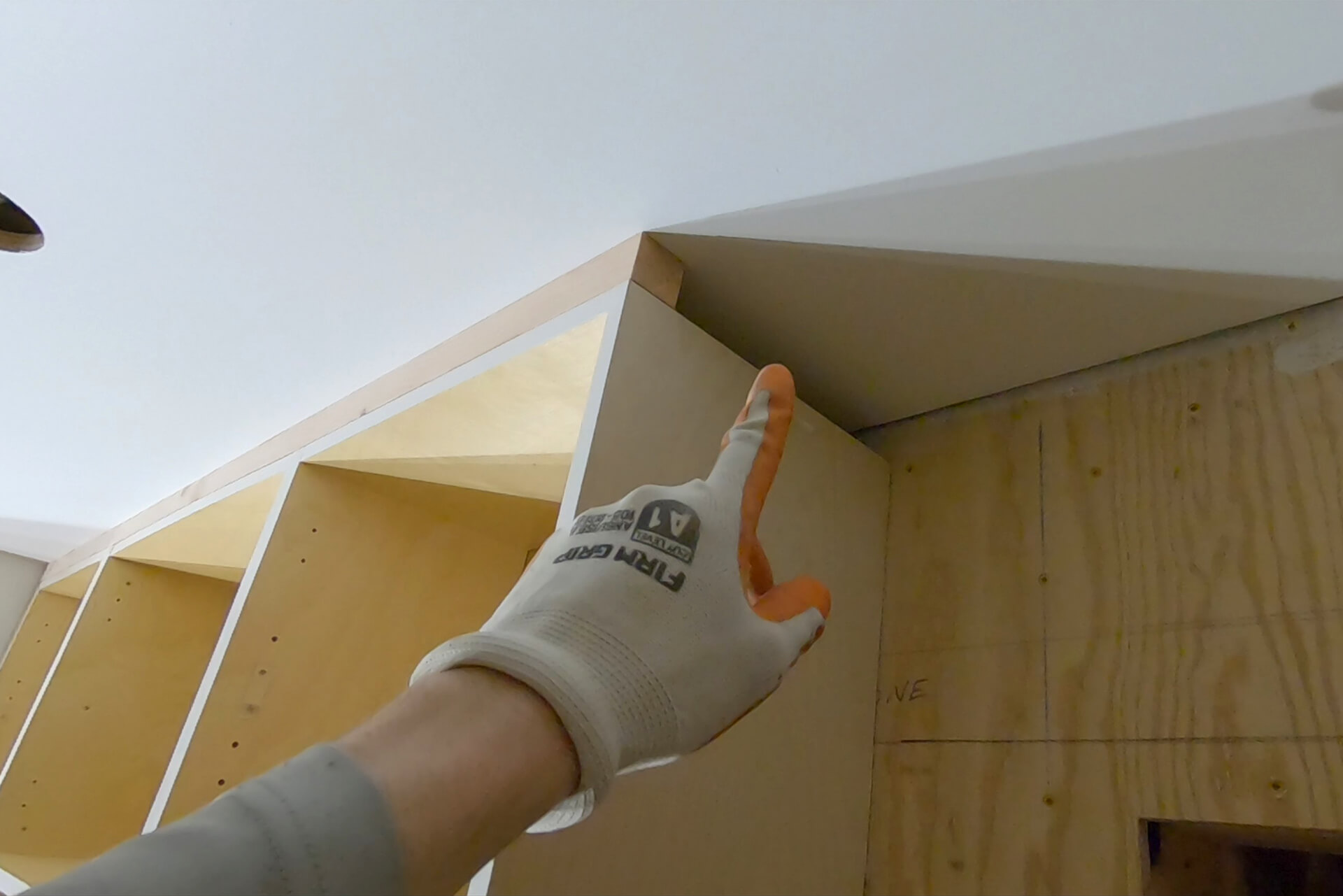 Kitchenette photo number 10.