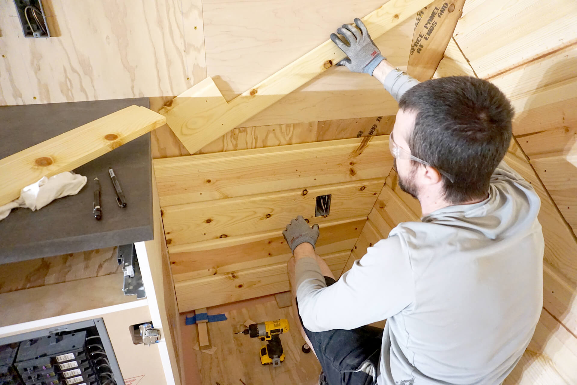 Kitchenette photo number 49.