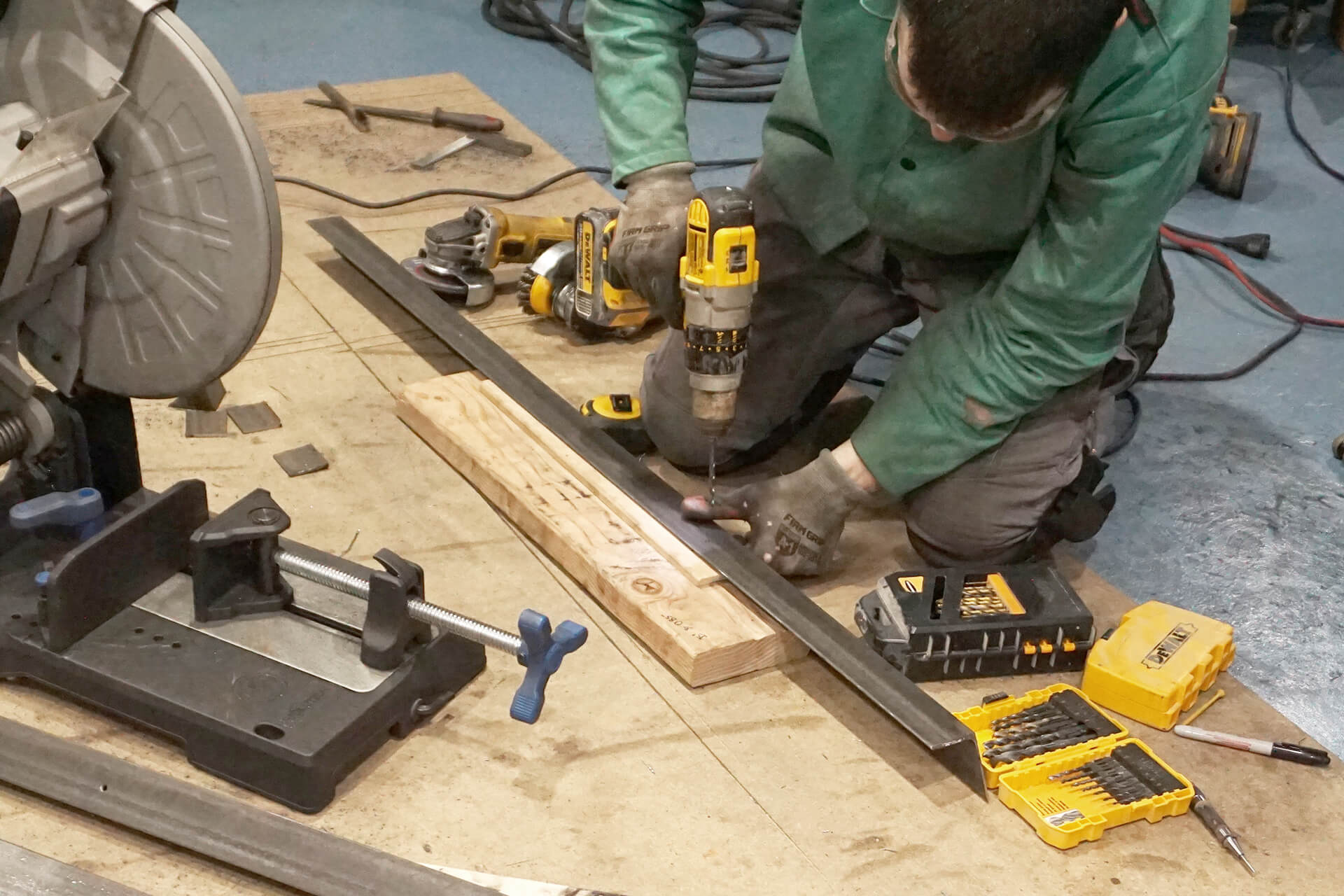 Metalwork trim photo number 06.