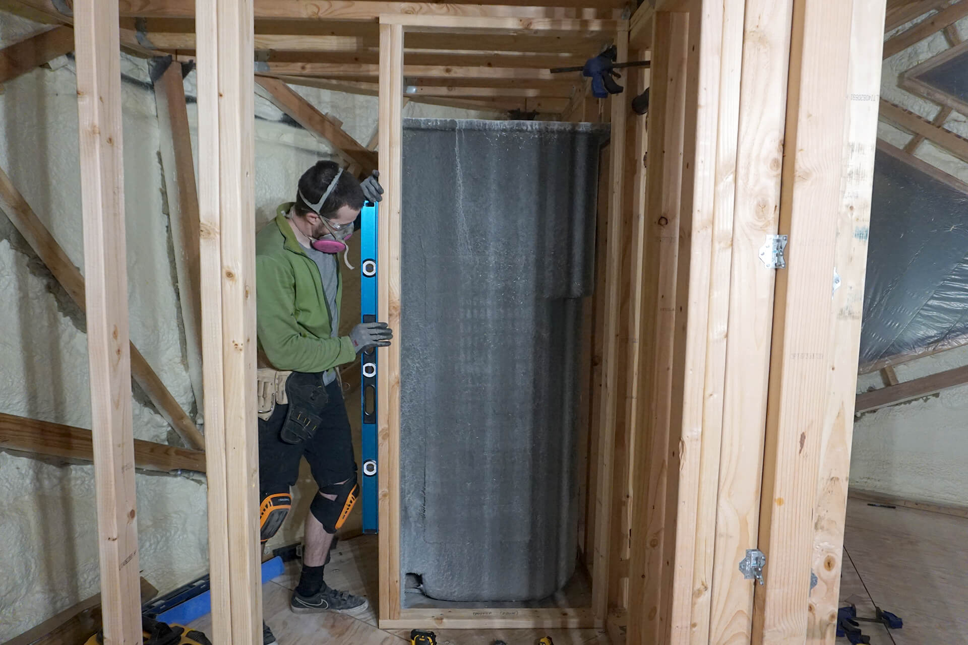 Room framing shower photo number 06.