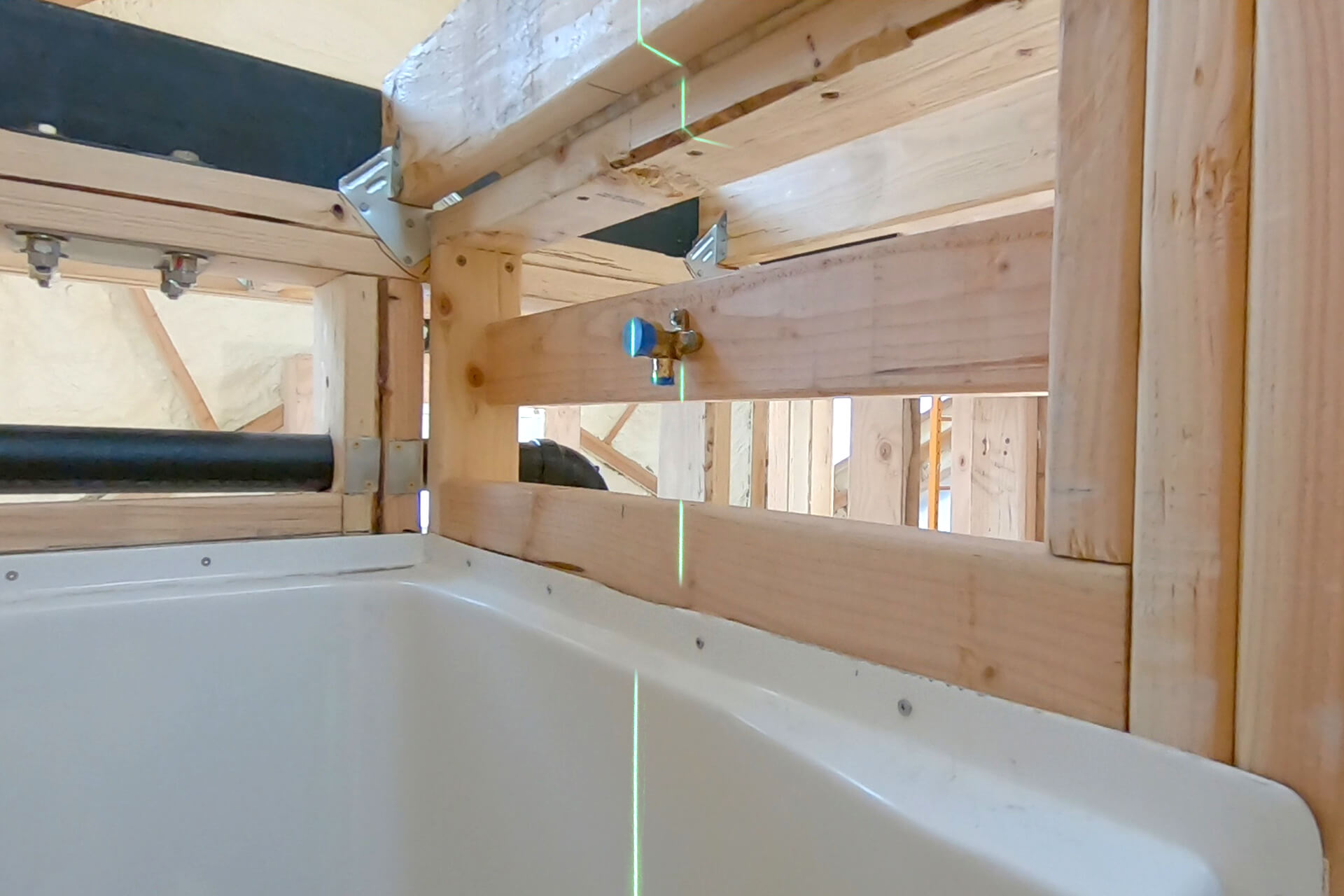 Room framing shower photo number 20.