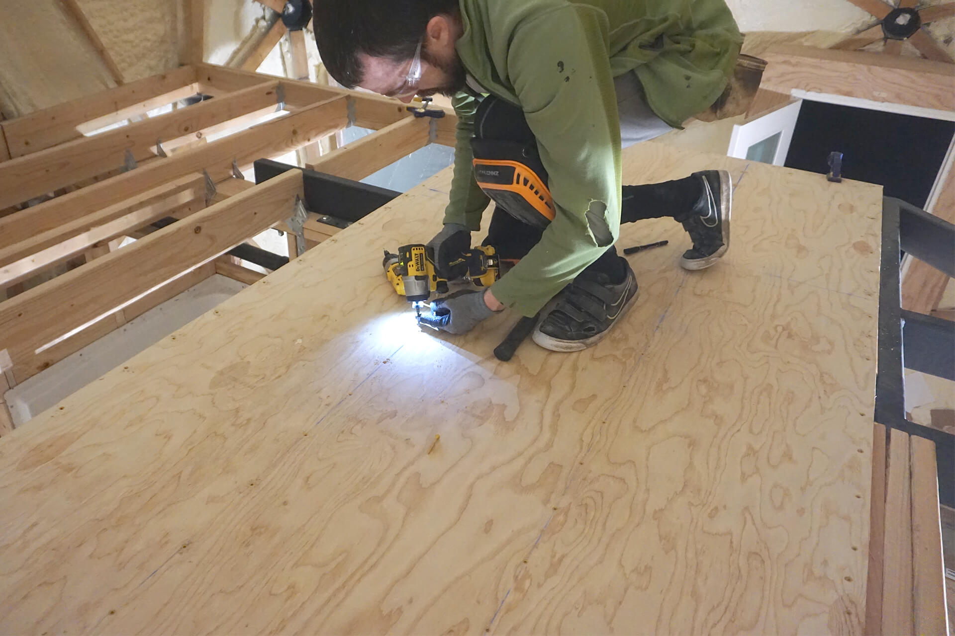 Room framing subfloor photo number 04.