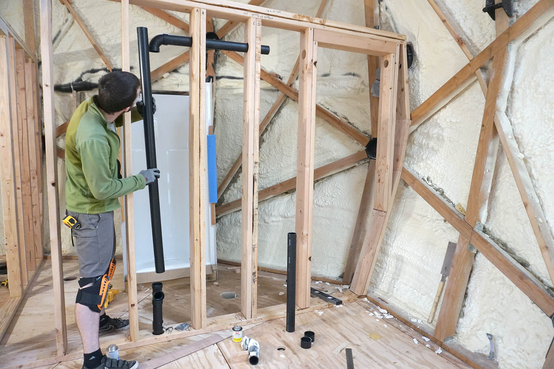 Room framing vent pipe photo number 03.