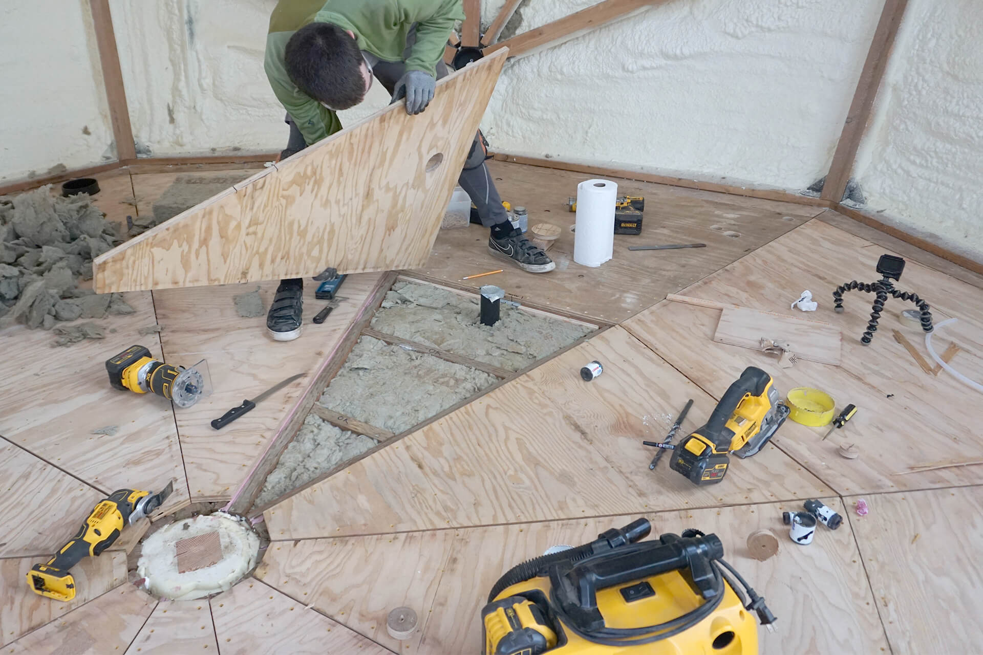 Subfloor photo number 12.