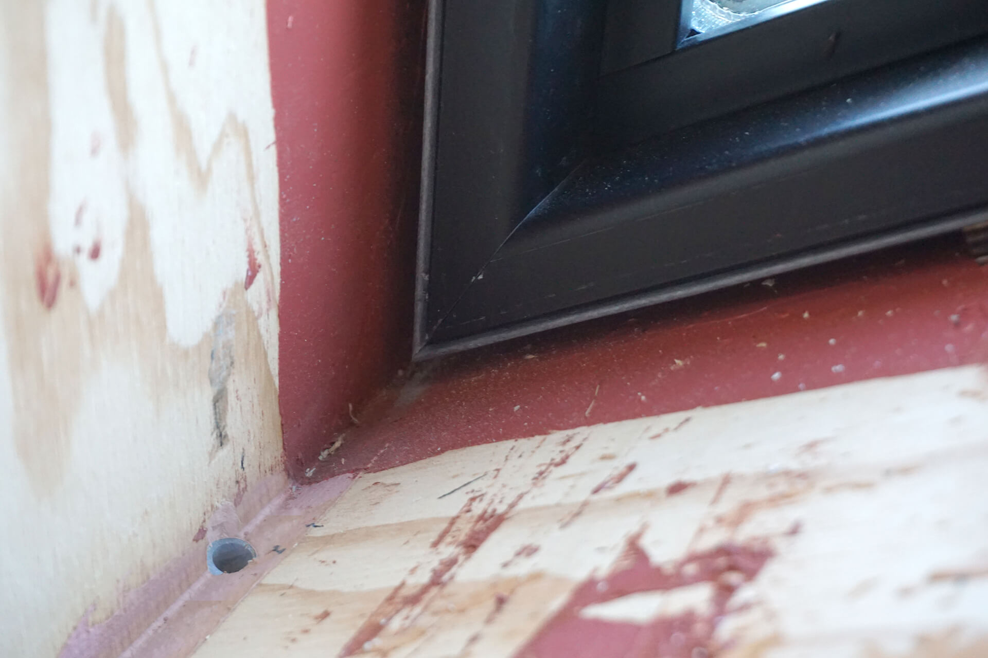 Underfloor photo number 09.